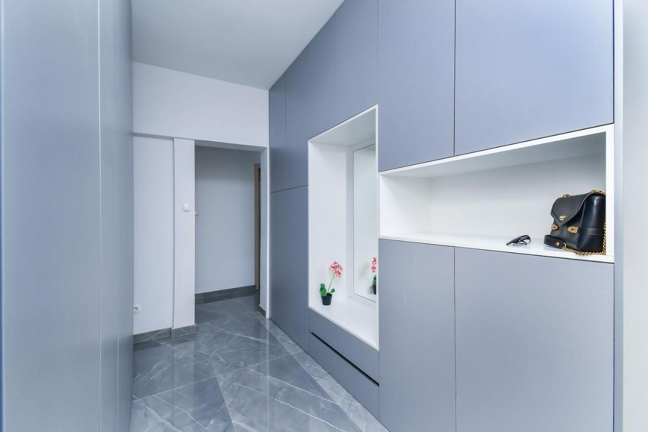 Apartment Ela โอมิช ภายนอก รูปภาพ