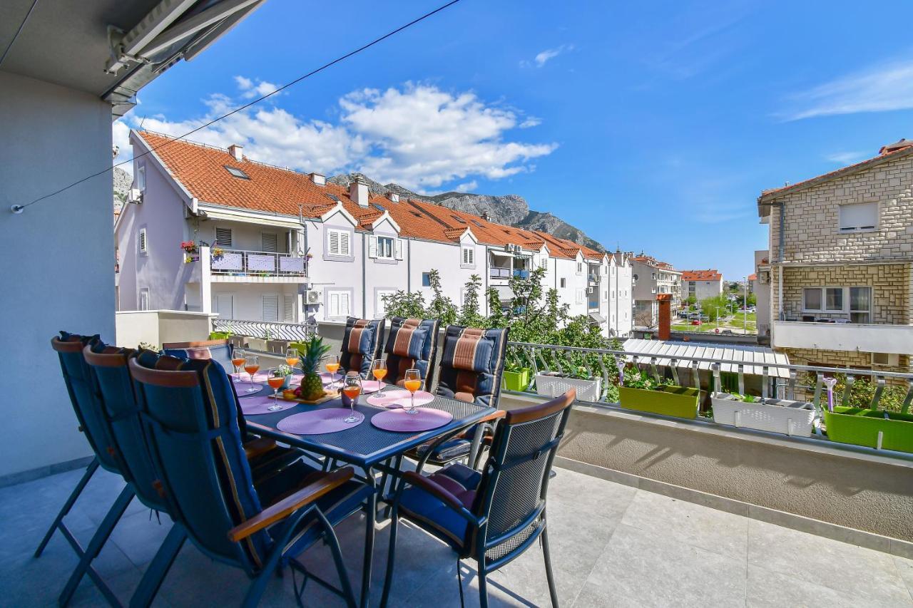 Apartment Ela โอมิช ภายนอก รูปภาพ