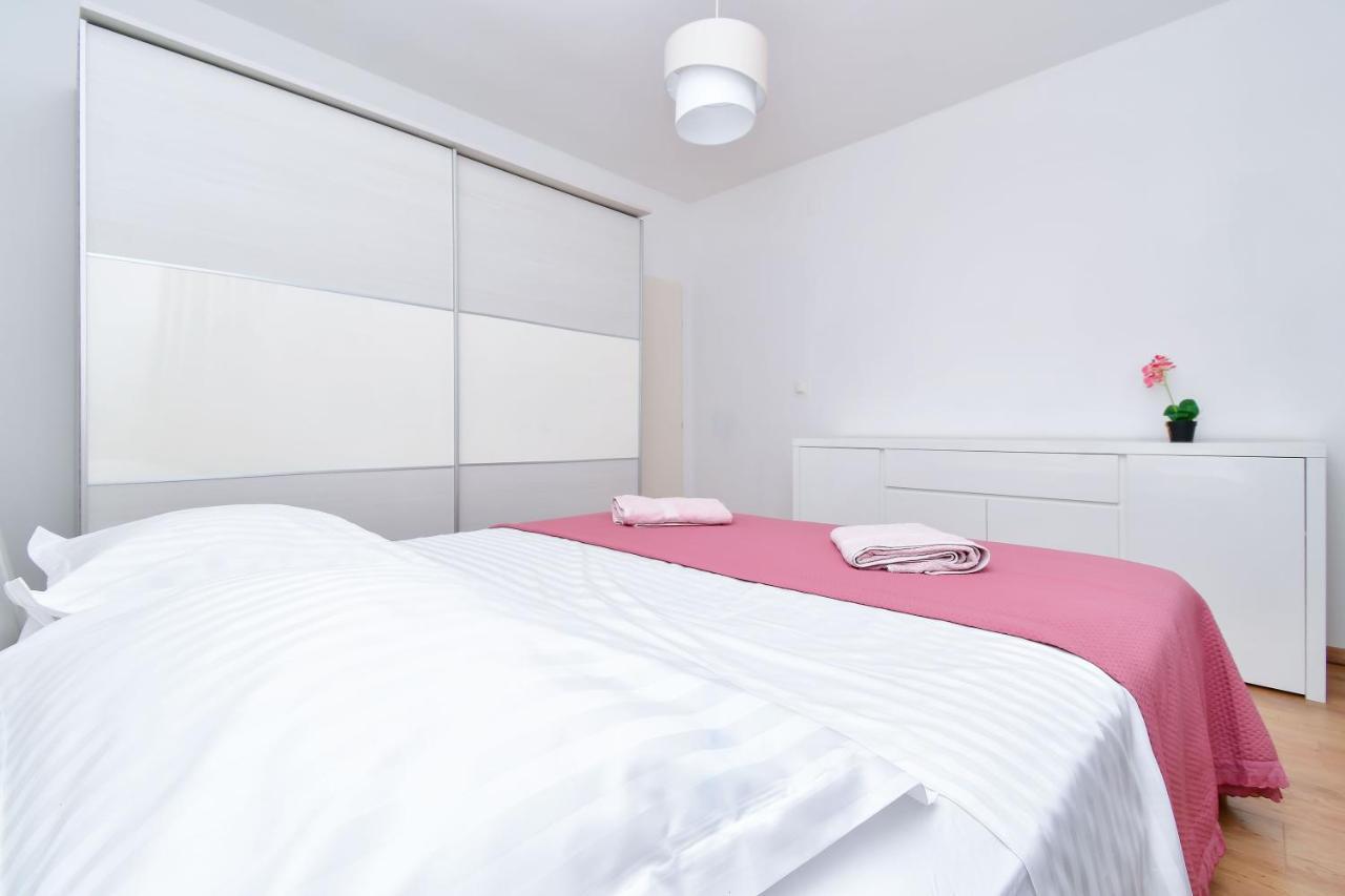 Apartment Ela โอมิช ภายนอก รูปภาพ