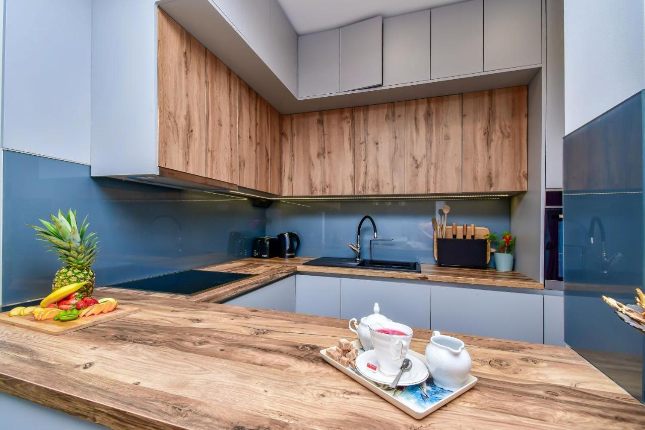 Apartment Ela โอมิช ภายนอก รูปภาพ