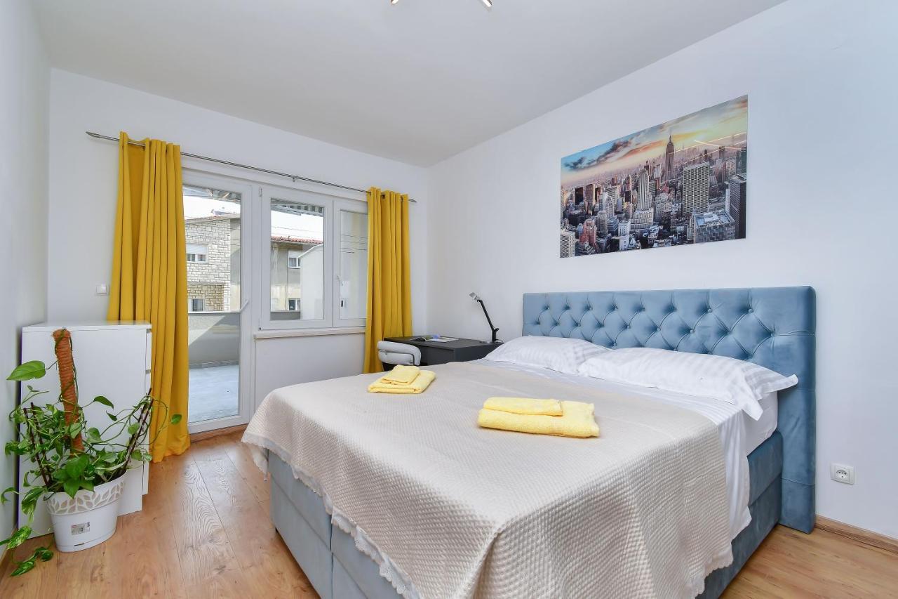 Apartment Ela โอมิช ภายนอก รูปภาพ