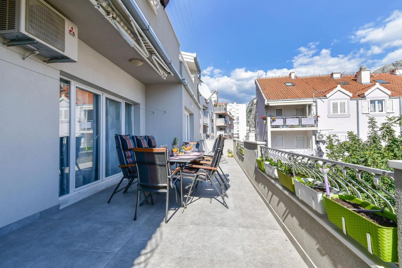Apartment Ela โอมิช ภายนอก รูปภาพ